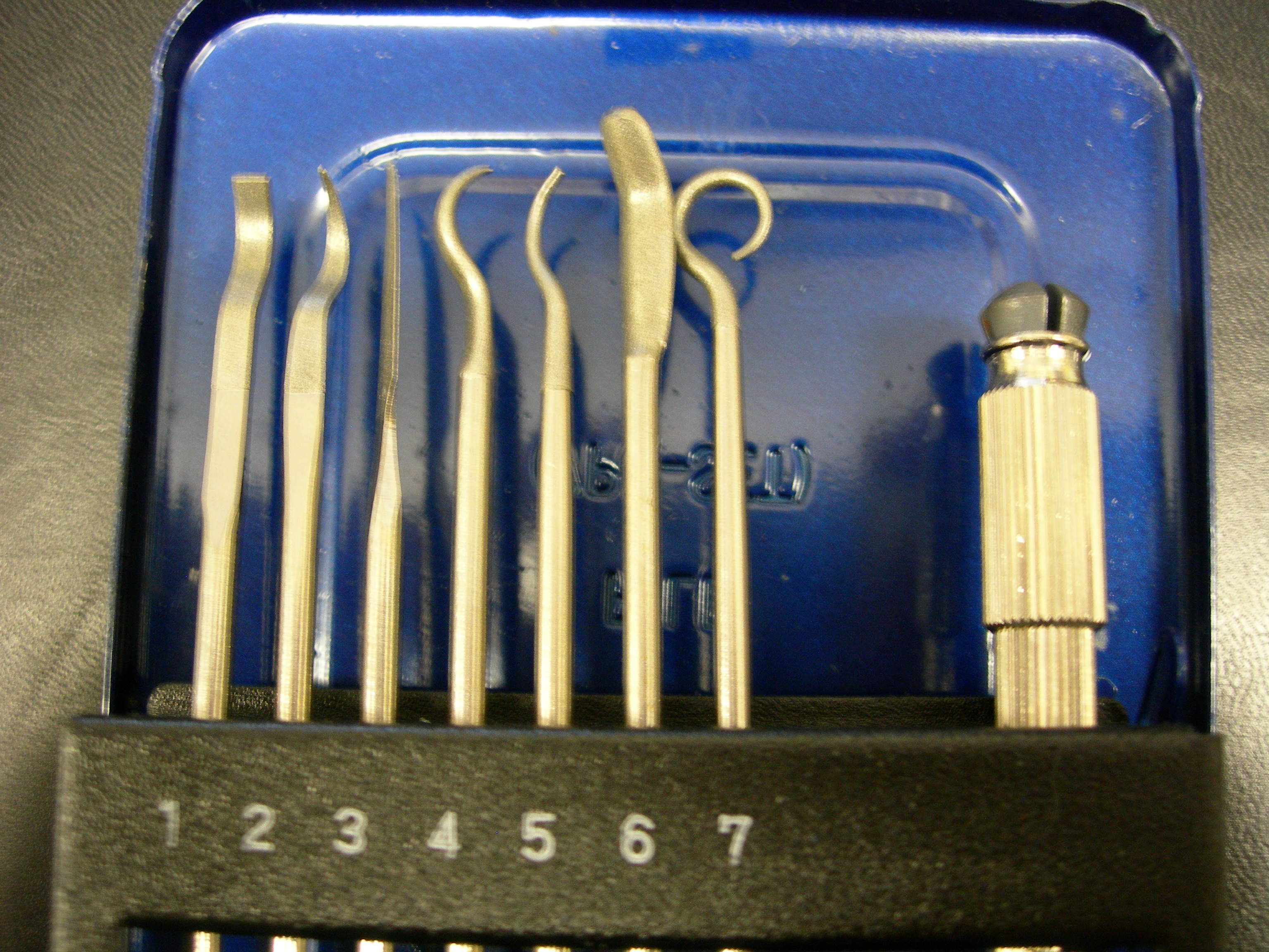 <FONT color="#000000" size="-1">□TAG DIAMOND HAND TAPER FILE SET 　 タグ　ダイアモンド　ハンド　テーパー　ファイルセット　7本セット　写真に写っている物のみです。　