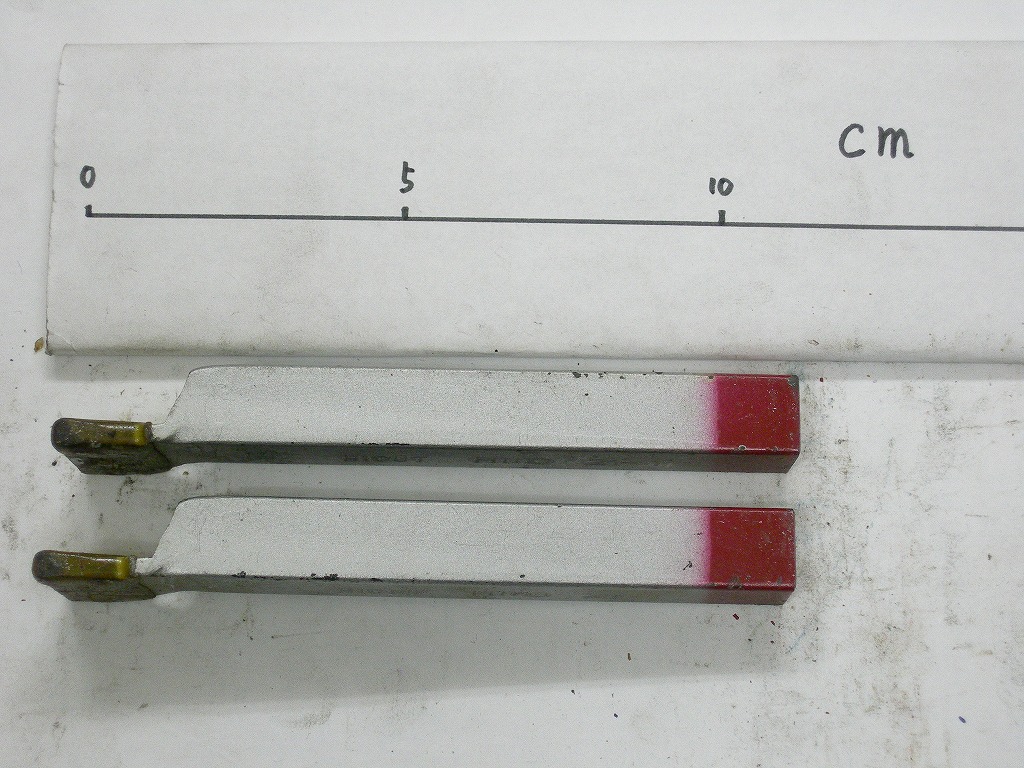 切削工具　バイト　21-1 13角　HTi10 赤